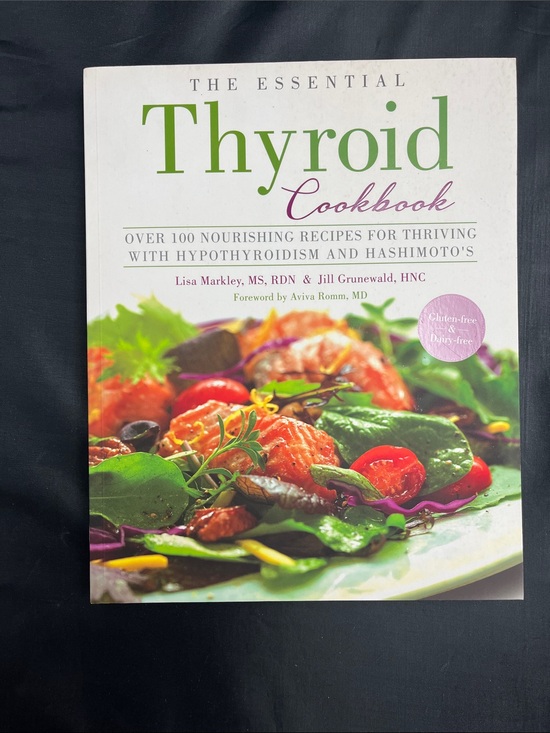 Other - The Essential Thyroid Cookbook - Green & White Cover